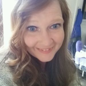 Meet your Posher, Suzanne